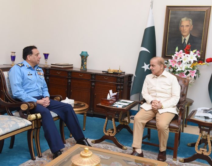 PM, Air Chief discuss PAF’s professional matters