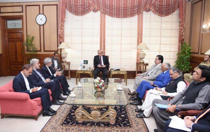 PM for tapping vast potential of Pak-Iran trade, economic cooperation