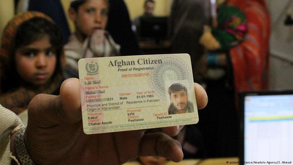 One mln new smart ID cards issued to Afghan refugees with kids under 5