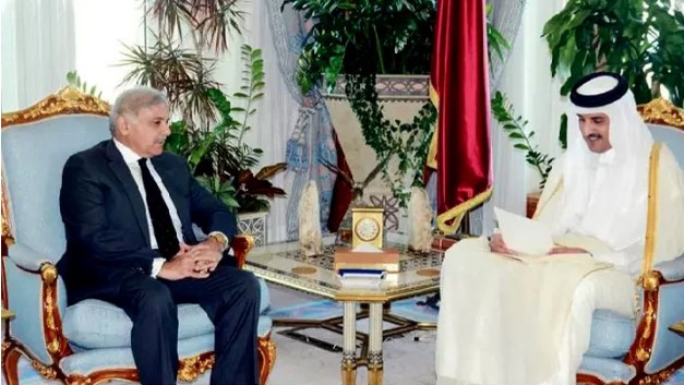 PM calls Qatari Amir to extend Eid greetings