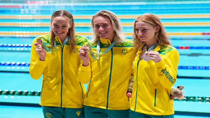 Australia off to a flyer as swim stars shine at Commonwealth Games