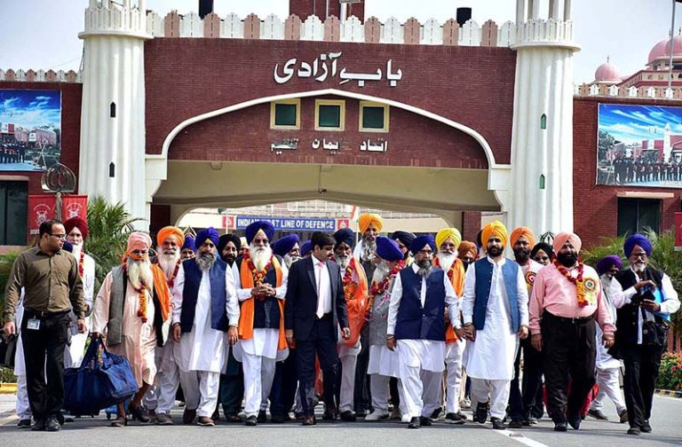 PM welcomes Sikh pilgrims in Pakistan on Baba Nanak’s 553 birthday