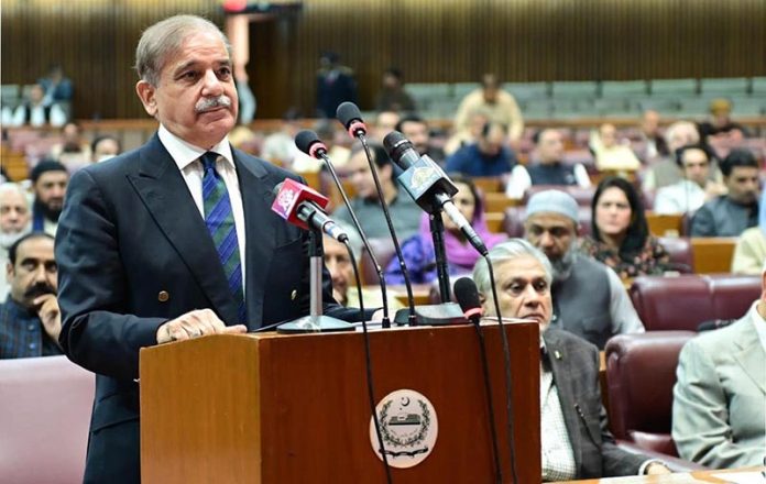 PM assures to address issue of gas load-shedding during Sehr, Iftar