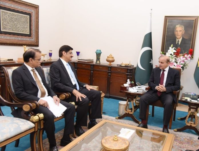 PM assures early completion of federal govt projects in Sindh