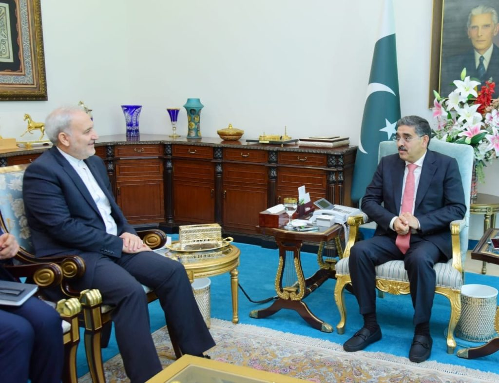 PM reaffirms Pakistan’s commitment to further strengthen Iranian ties