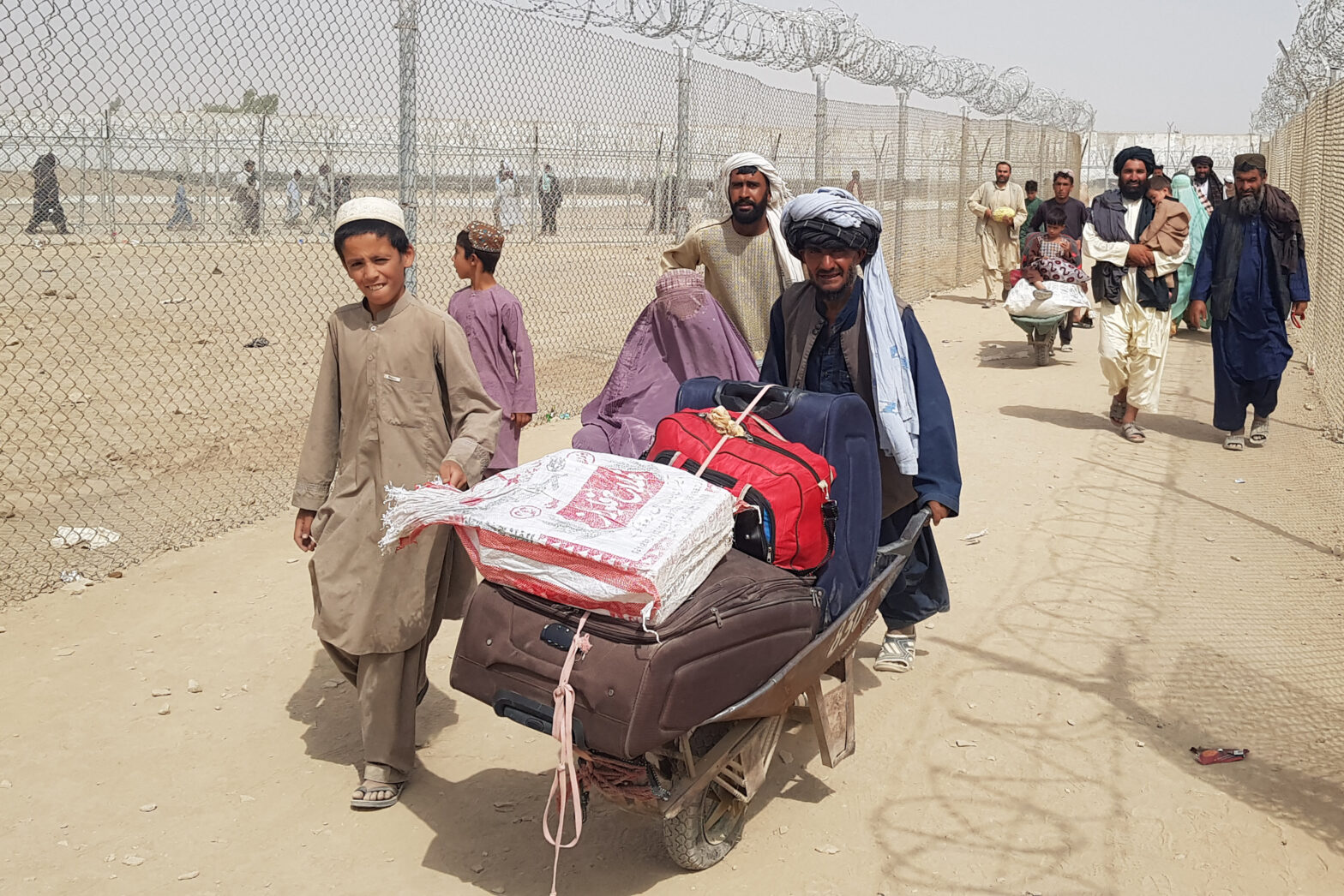 Illegal immigrants have 27 days to leave Pakistan