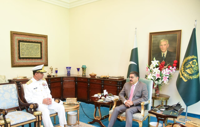 Outgoing naval chief pays farewell call on PM