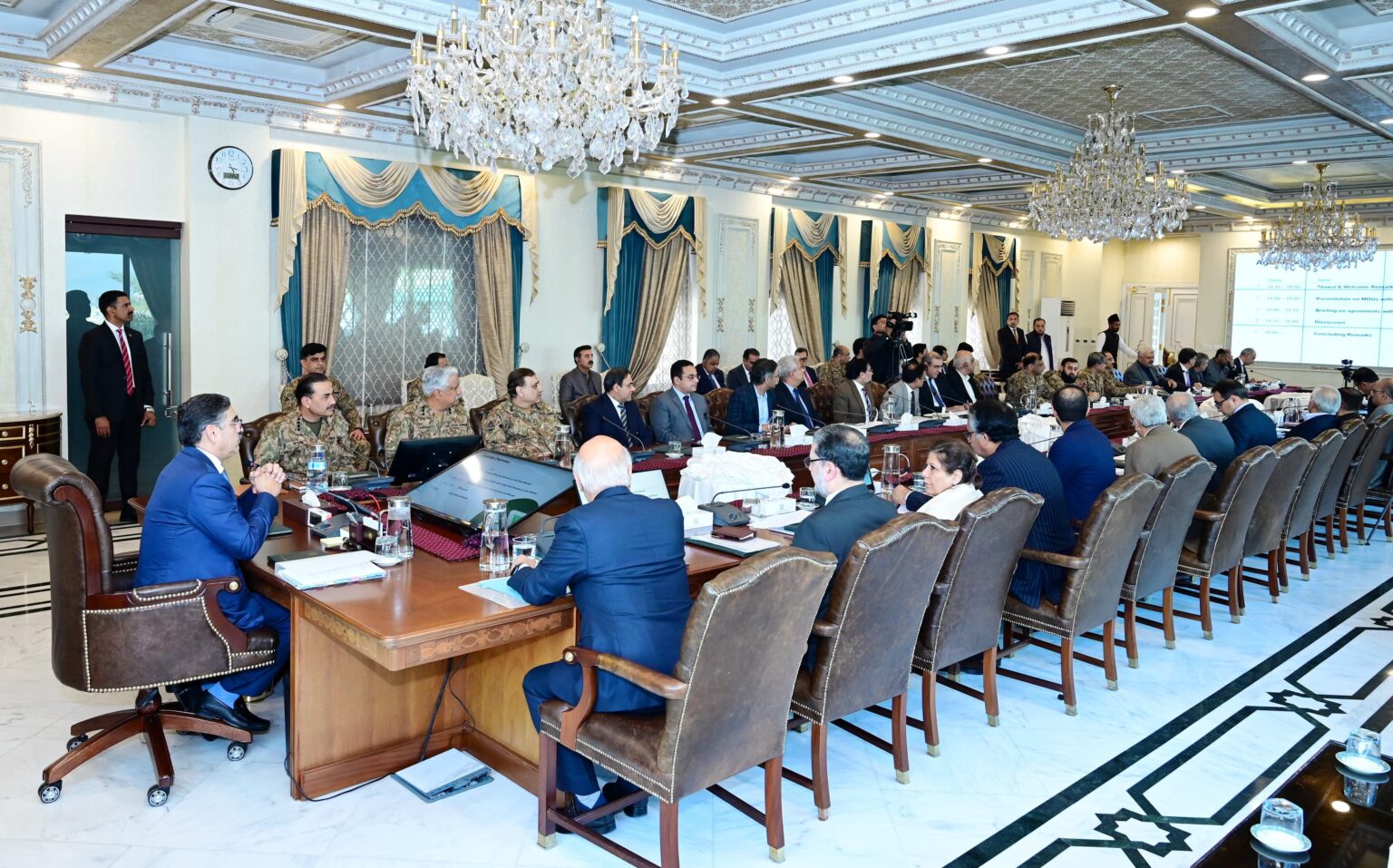 PM stresses realisation of SIFC’s envisioned long-term economic dividends