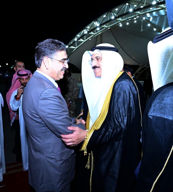 Caretaker PM arrives in Kuwait on two-day official visit