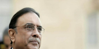 President Zardari decides not to draw his salary