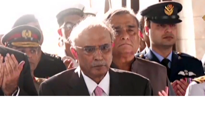 President Zardari pays visit to Mazar-e-Quaid