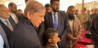 PM pays surprise visits to Utility Stores to inspect Relief Package implementation