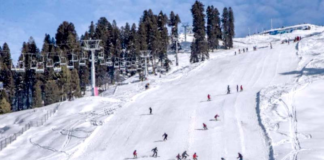 Pakistan Army hosts skiing festival in Malam Jabba