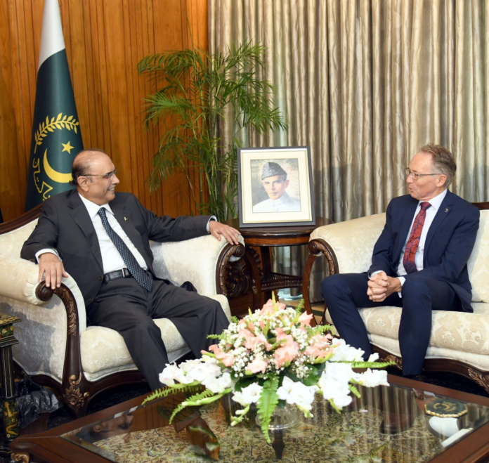 President urges Australian companies to invest in Pakistan President urges Australian companies to invest in Pakistan
