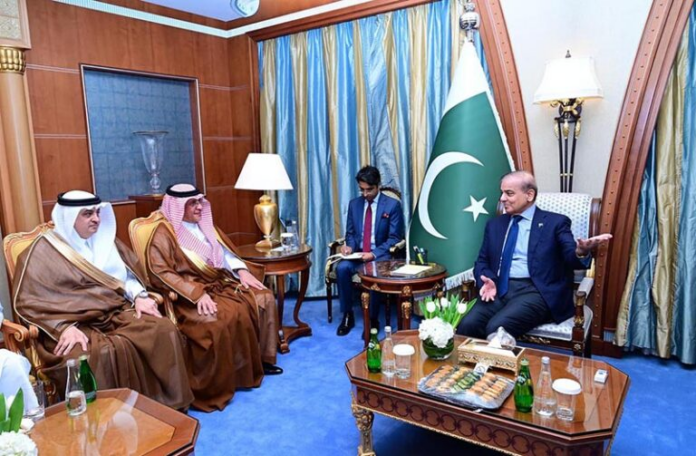 PM, Saudi Royal court advisor discuss ways to boost economic ties