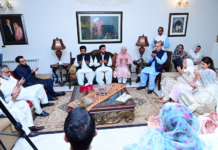 PM visits residence of Saira Afzal Tarar, offers condolences over her father’s death