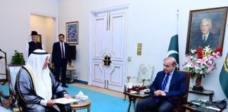Emirs of Kuwait, Qatar accept PM’s invitation to visit Pakistan