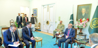 PM reiterates commitment to complete trade, connectivity projects with Uzbekistan