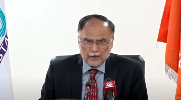 Ahsan Iqbal, Chinese Envoy discuss CPEC-2 progress, future initiatives