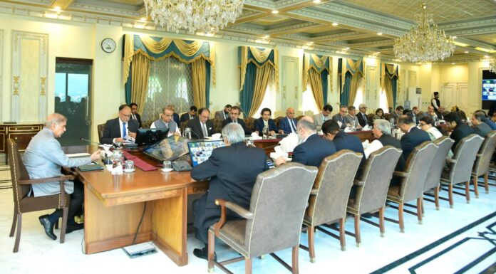 PM gives $60 billion target for country’s annual exports in three years PM gives $60 billion target for country’s annual exports in three years