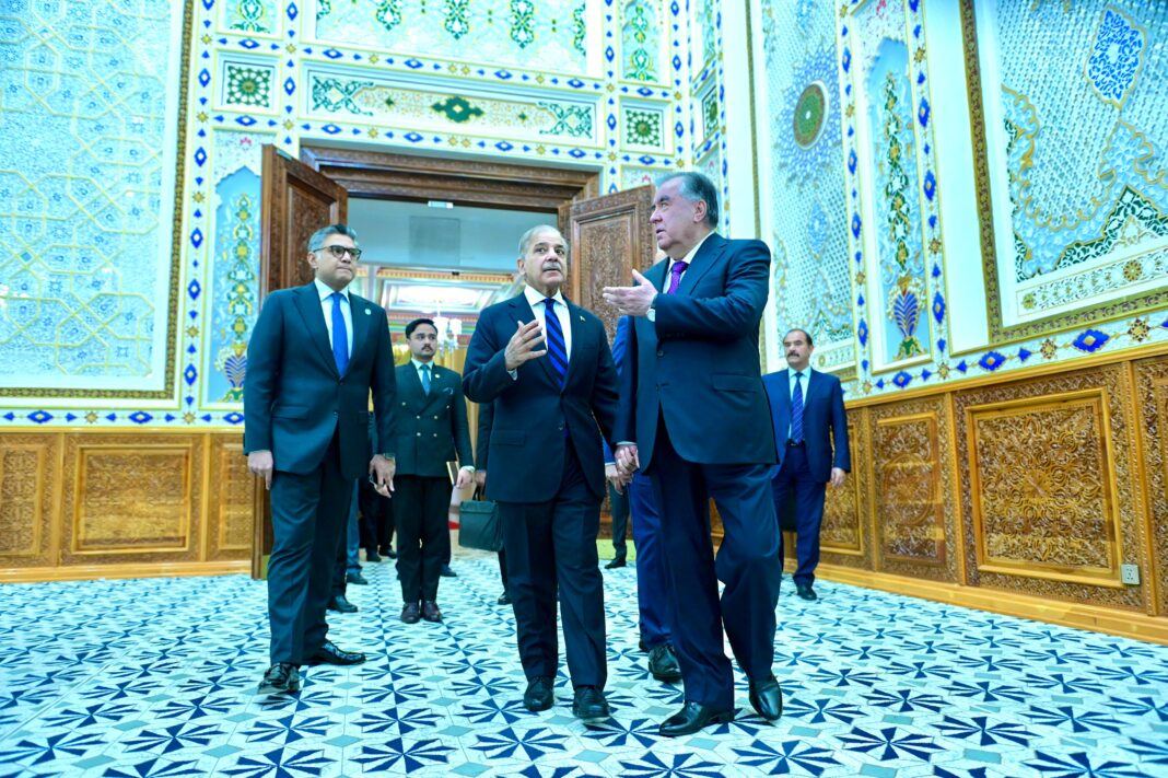 PM visits Navruz Palace in Dushanbe