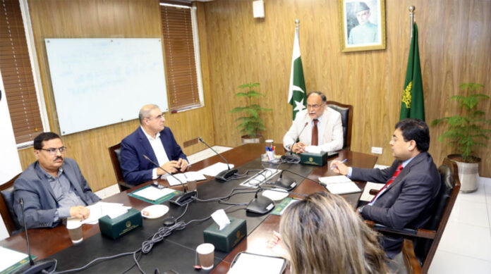 Ahsan Iqbal chairs meeting of provincial planning ministers