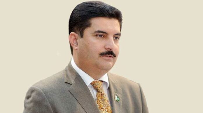 KP Governor stresses on establishment of joint football academies of Pakistan-Tajikistan