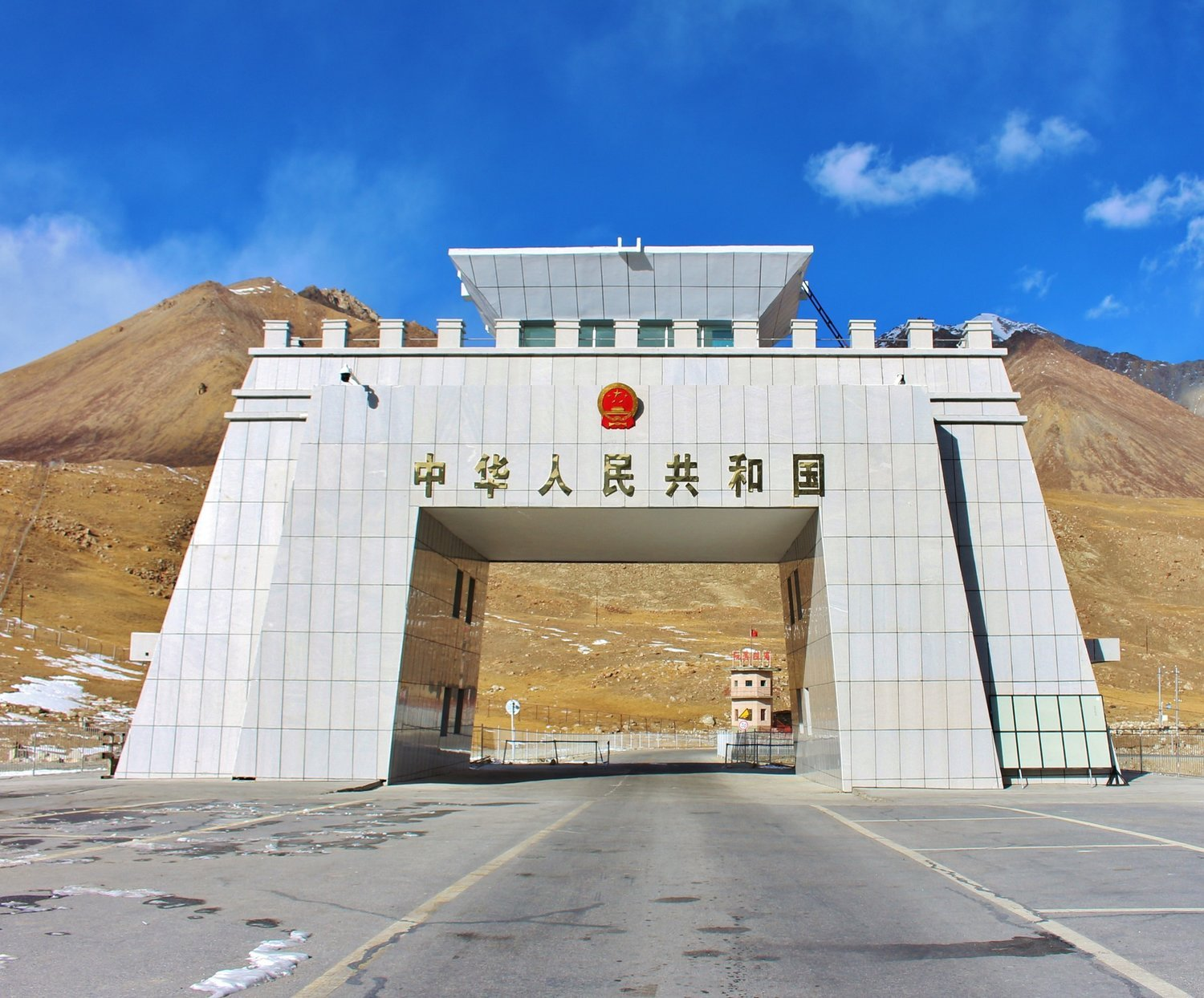 Record Cross-Border traffic surge at Khunjerab Pass driven by Pak-China trade