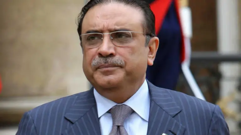 President Zardari vehemently condemns Tank terror attack