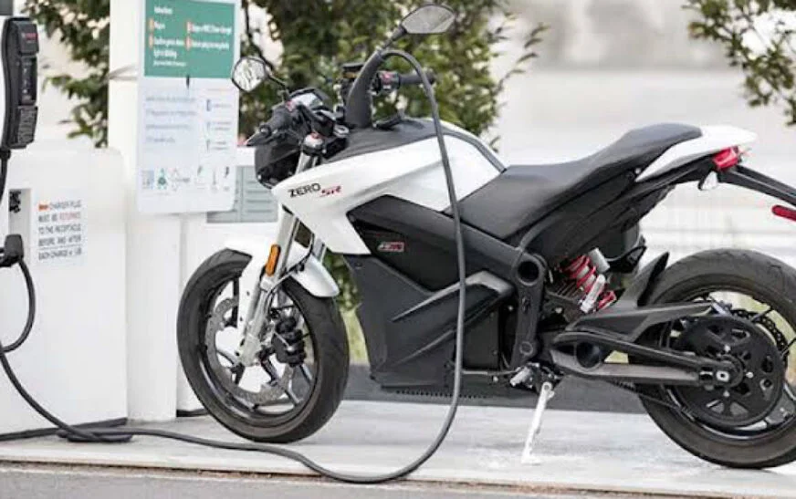 Chinese investors to establish electric bike plant in Punjab