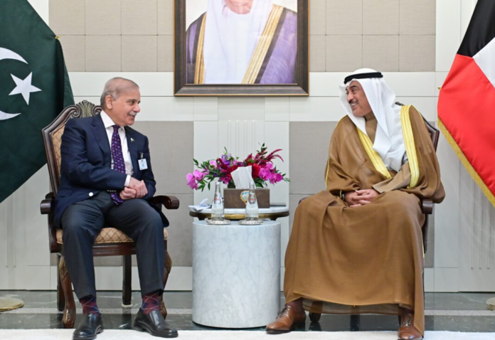 PM reiterates Pakistan’s commitment to further strengthen Kuwait ties