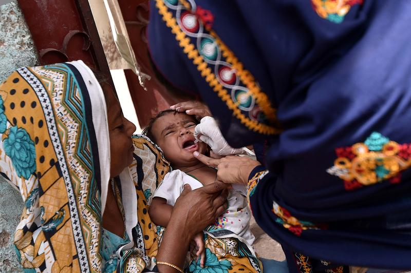 Pakistan launches nationwide campaign to fight polio disease