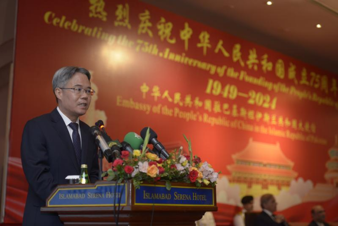 Chinese Ambassador to Pakistan Jiang Zaidong delivered a speech at the National Day reception celebrating the 75th anniversary of the founding of the People's Republic of China in Islamabad, the capital of Pakistan.