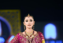 Pakistani traditional costume show