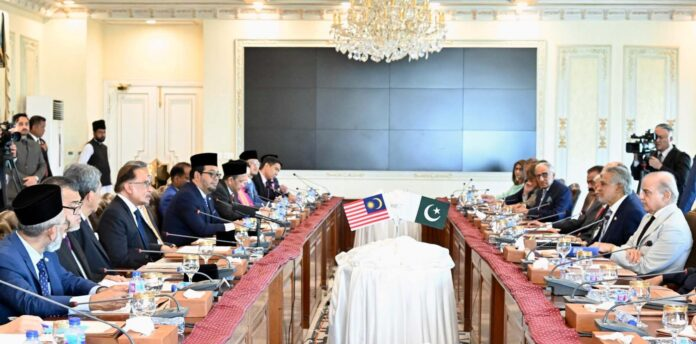 Pakistan, Malaysia agree to enhance educational linkages, aviation cooperation