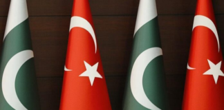 Turkish minister highlights Pakistan-Turkiye bond during visit to a school