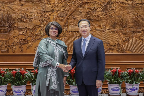 外交部副部长Ma Zhaoxu会见巴基斯坦外秘Amna Baloch