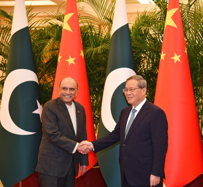 image President Zardari, Premier Li discuss trade cooperation, people-to-people linkages