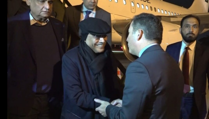 President Zardari arrives Lisbon to condole death of Prince Karim Aga Khan