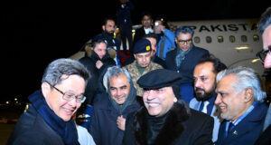 President Asif Ali Zardari being welcomed by the Chinese Finance Minister