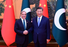 总理祝贺中国国家主席在北京成功召开“两会”
