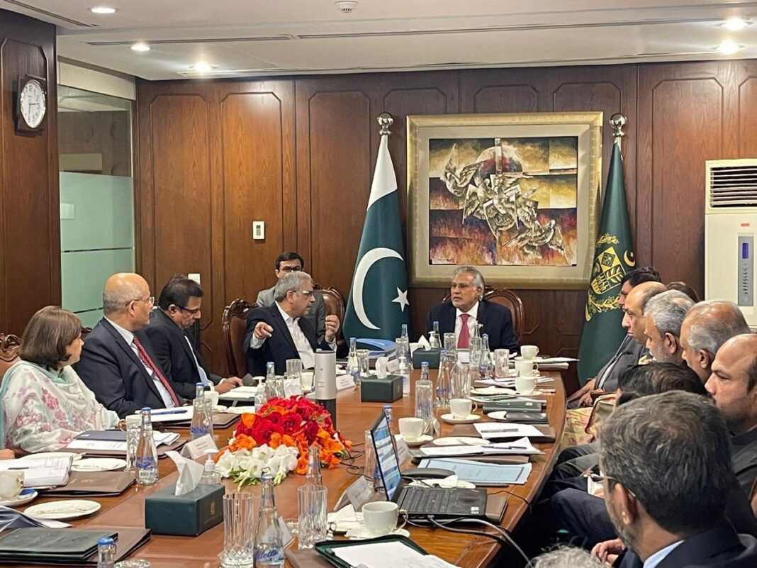 DPM emphasizes need to finalize strategic projects