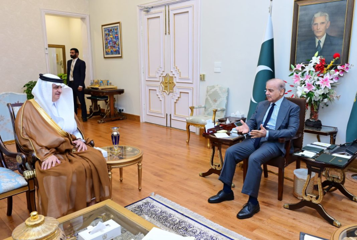 PM lauds Saudi efforts for ME peace, role in Pakistan-India ceasefire