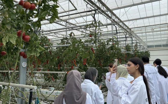 Beijing hosts delegation of schoolgirls from Balochistan, Pakistan
