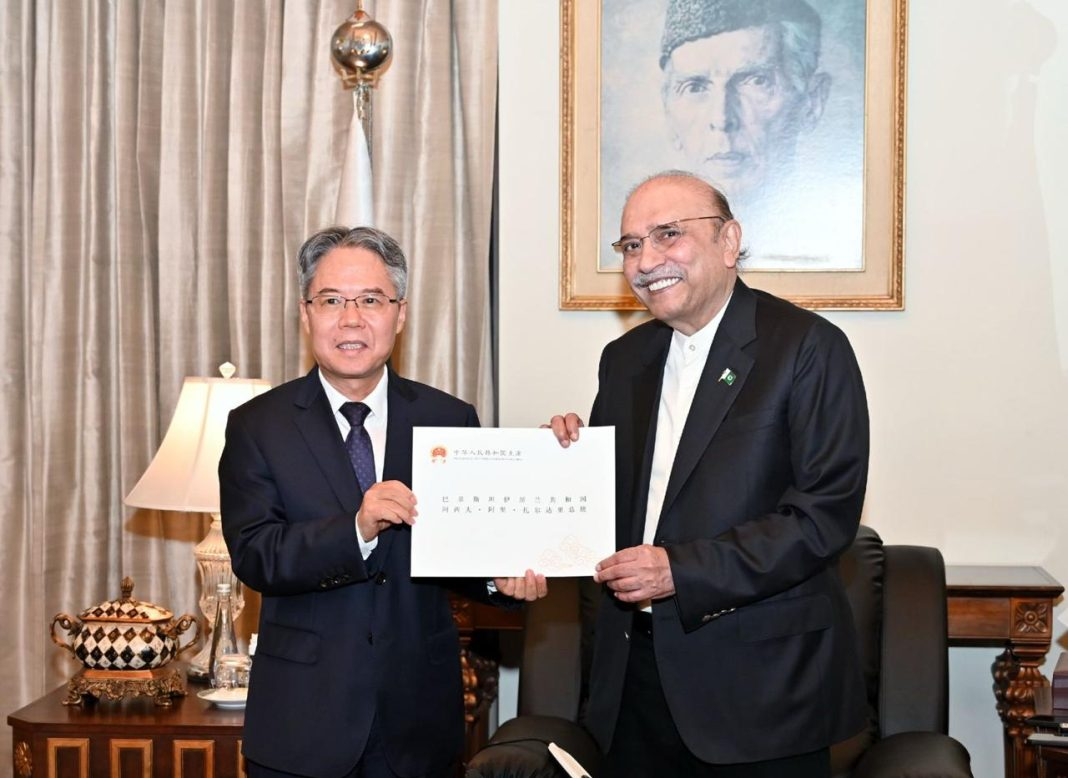 President highlights vast potential to enhance Pak-China trade, economic collaboration