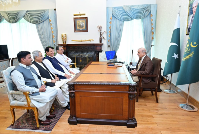 image Former PTI leader Nawabzada Mohsin Ali Khan joins PML-N, meets PM Shehbaz Sharif