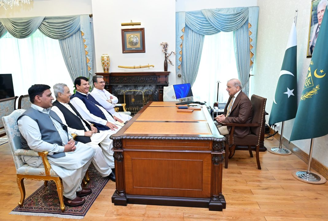 Former PTI leader Nawabzada Mohsin Ali Khan joins PML-N, meets PM Shehbaz Sharif