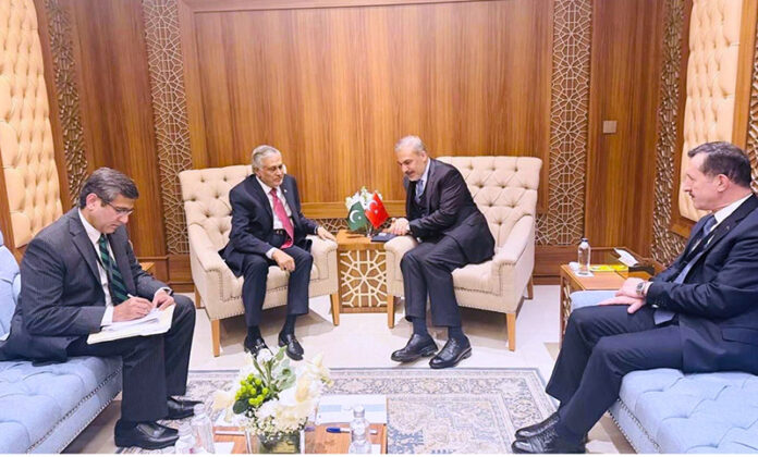 Pakistan, Turkiye call for immediate Gaza ceasefire, unimpeded humanitarian aid