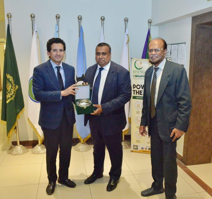 Pakistan, Bangladesh vow to boost cooperation in energy, mineral sectors