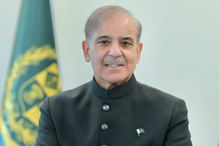 PM lauds LESCO employees for donating one-day salary to flood victims